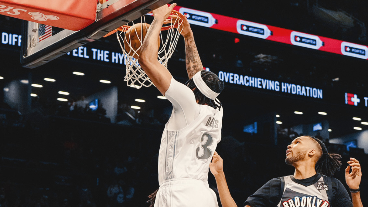 独行侠完胜深圳队,浓眉哥点燃赛场的简单介绍 独行侠完胜深圳队,浓眉哥点燃赛场的简单介绍