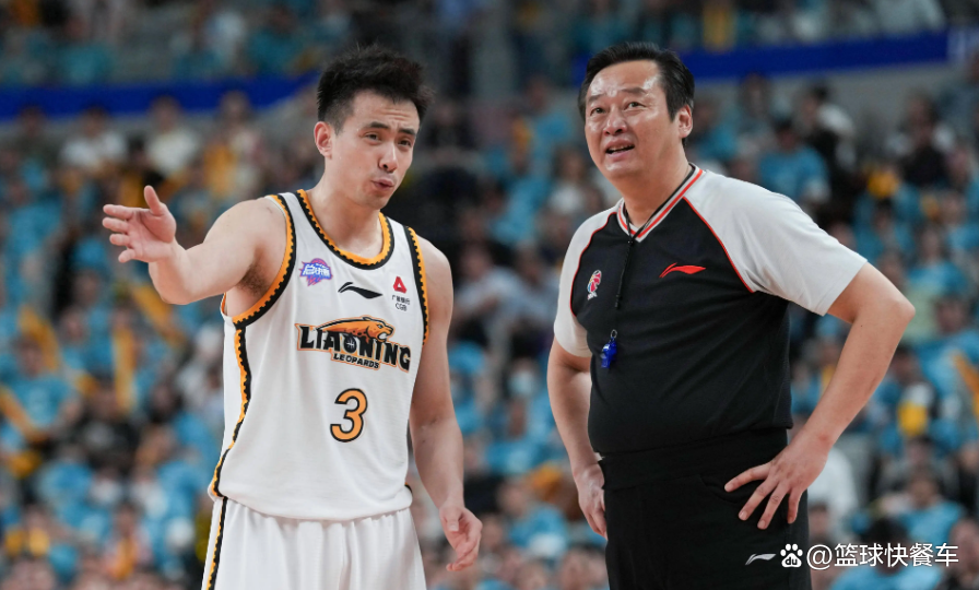 上海队力克辽宁队，郭艾伦扛起全队