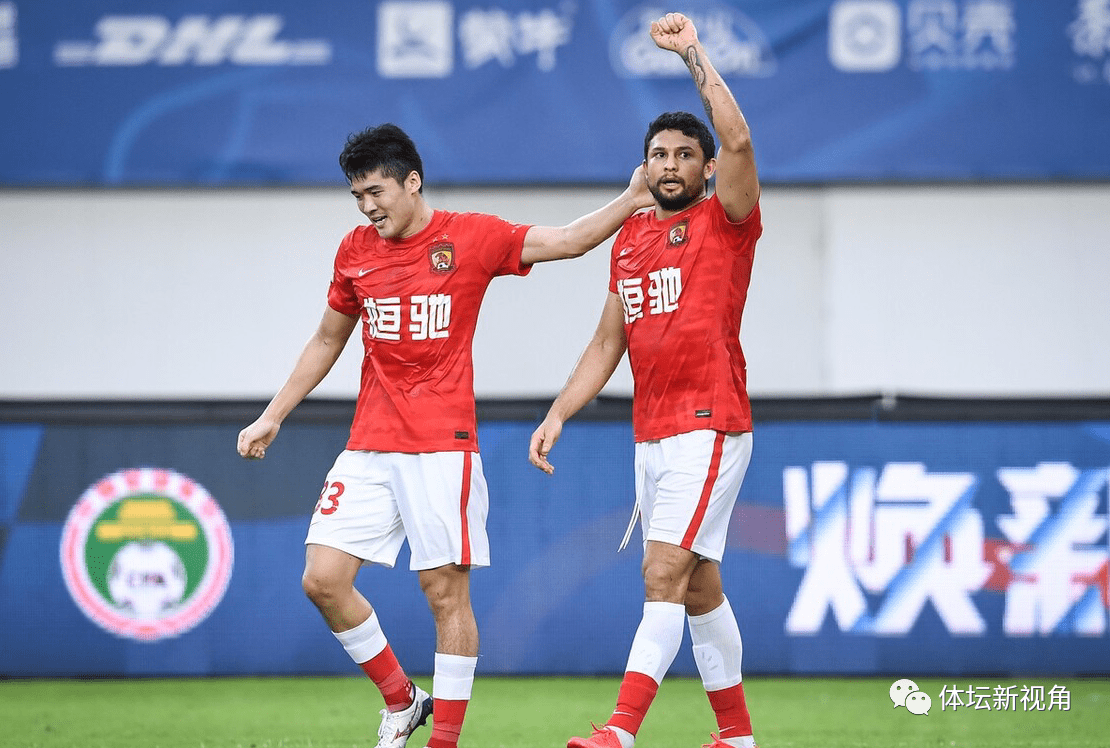 日本队鏖战波兰队,奥恰洛夫状态火热 日本队鏖战波兰队,奥恰洛夫状态火热