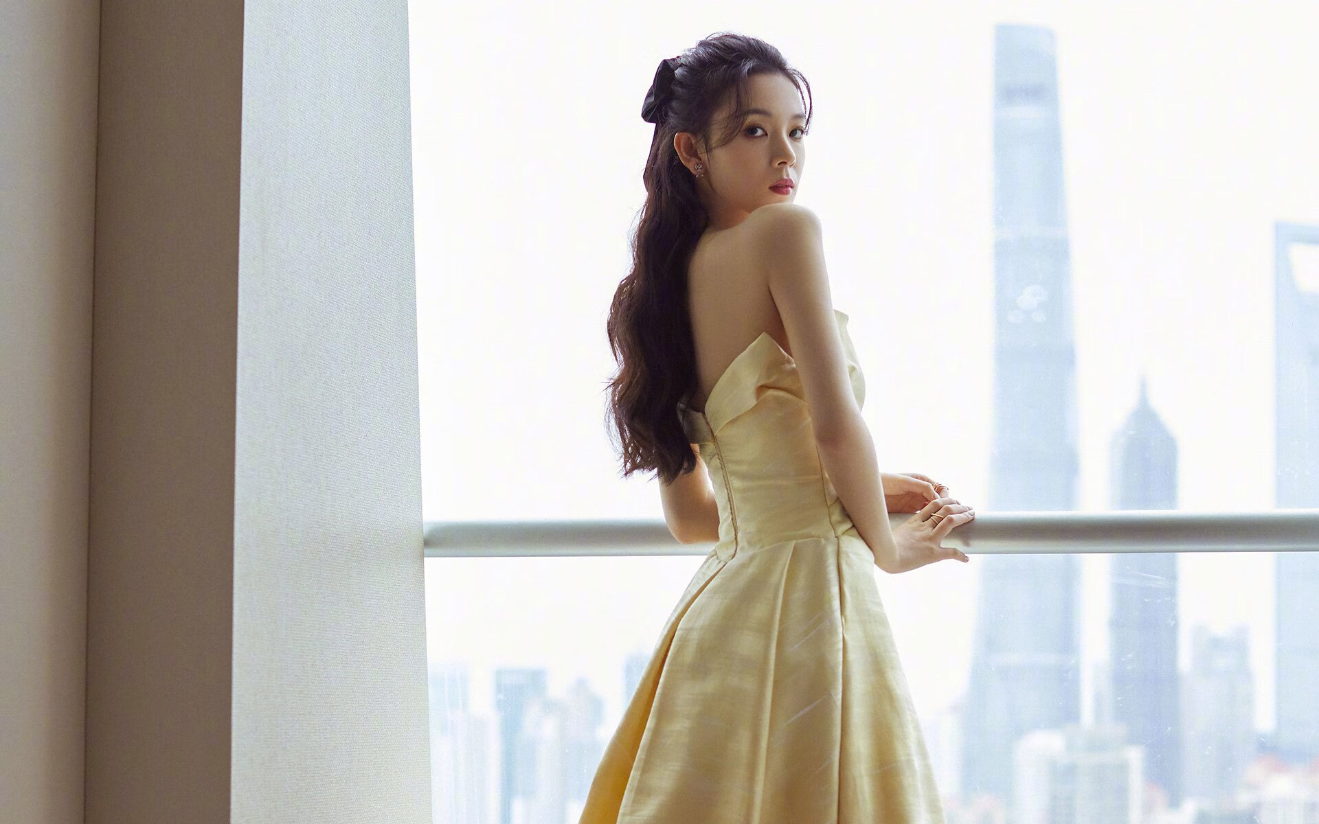 孤胆与狂澜，东契奇、老湖人，以及篮球世界的唯一性瞬间